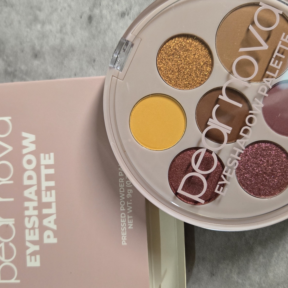 Pear Nova Eyeshadow Palette - Gold, Yellow, Brown, Purple Shades